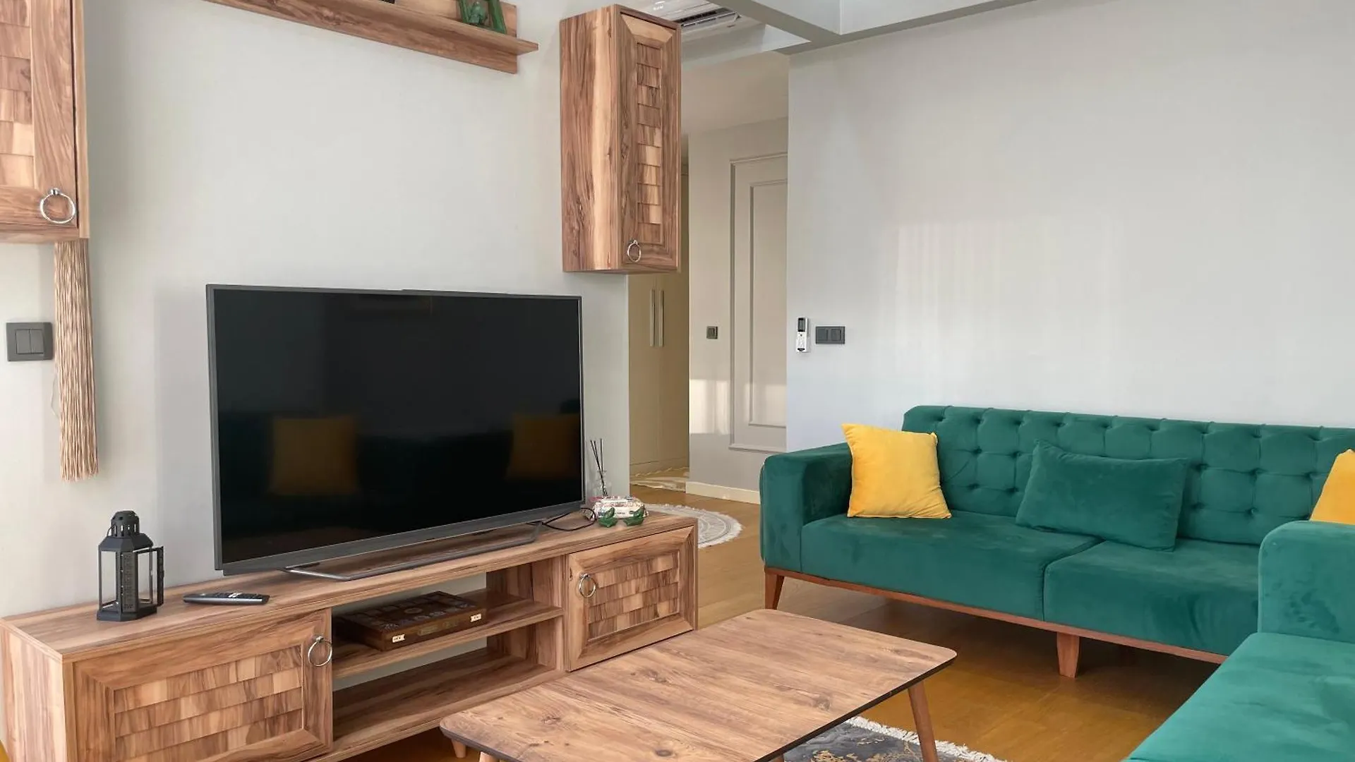 Luxury Fully Furnished Apartment Estambul